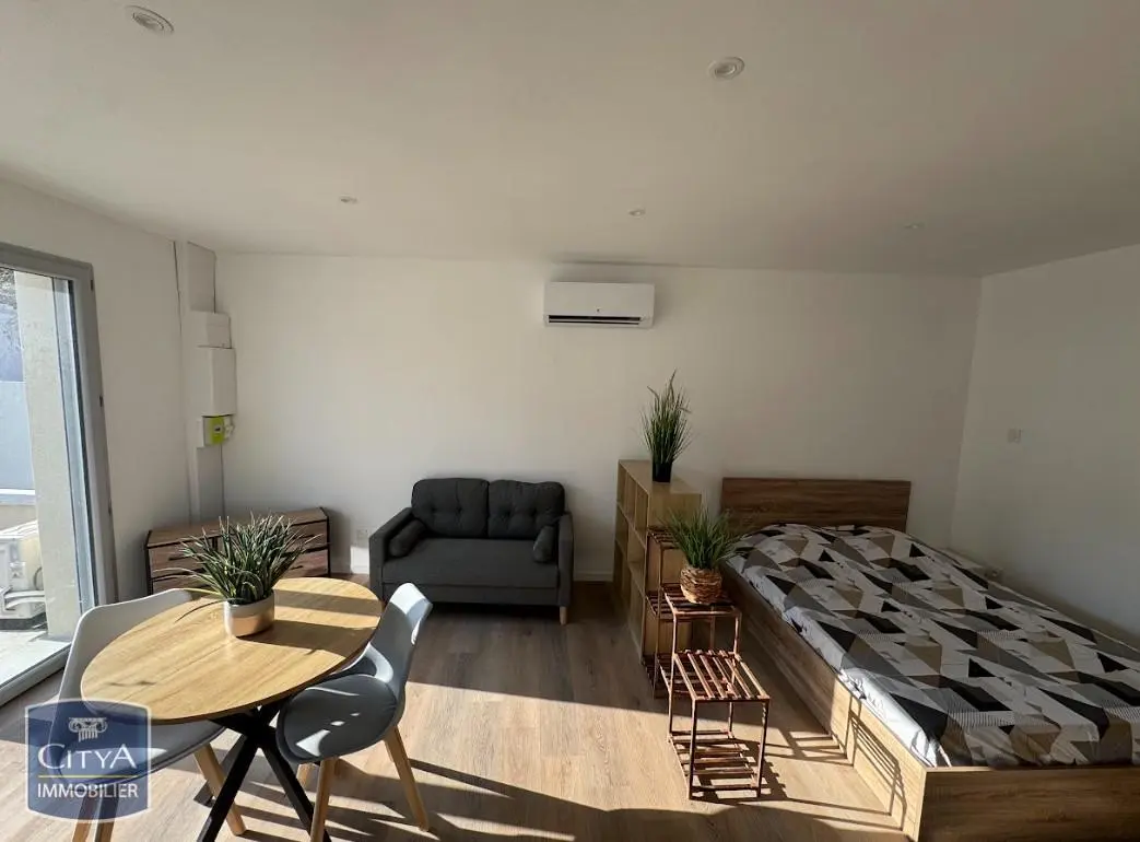 Photo 3 Appartement 1 pièce 28.48m²