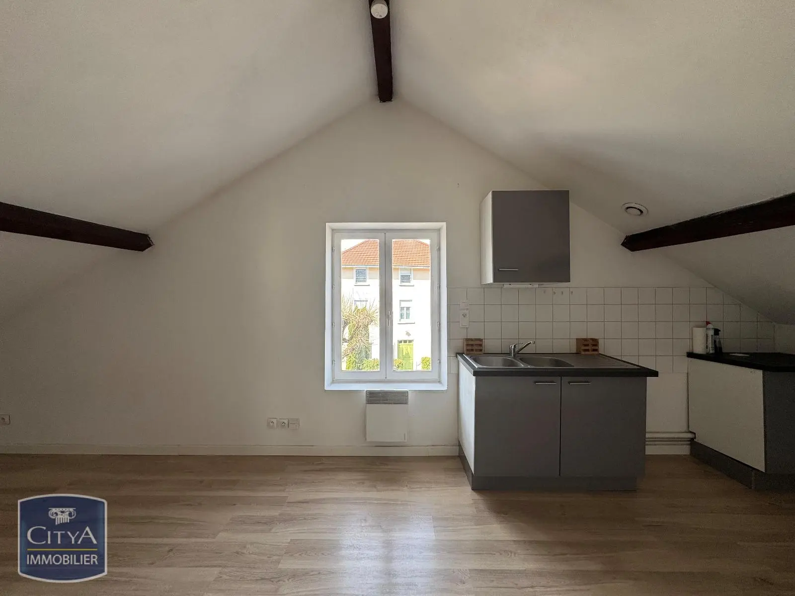 Photo 1 Appartement 1 pièce 16.65m²