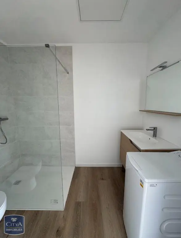 Photo 4 Appartement 1 pièce 28.48m²