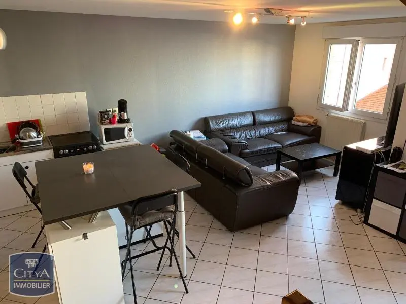 Photo 1 Appartement 4 pièces 82.73m²
