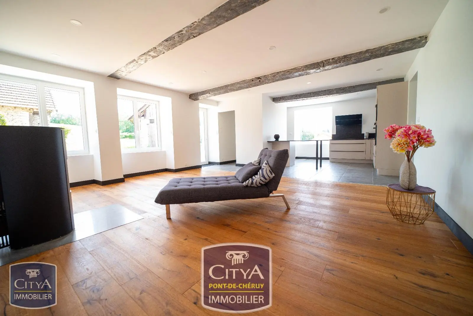 Photo 3 Maison 6 pièces 190.62m²