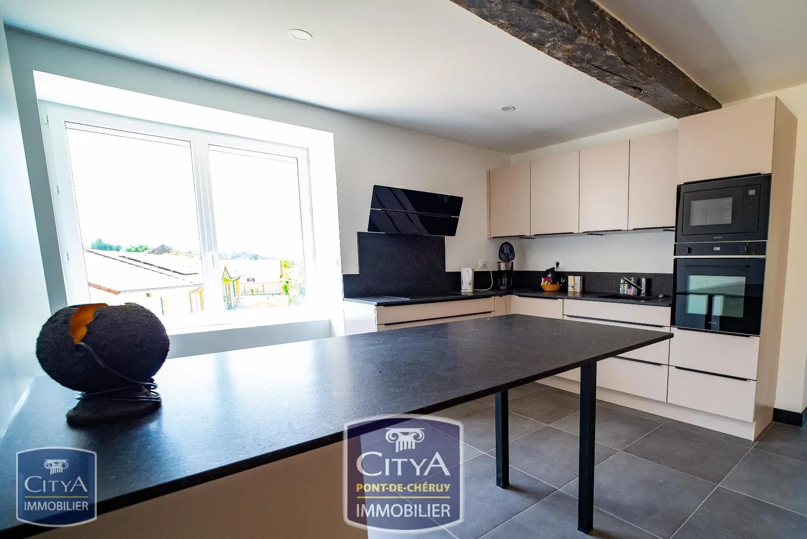 Photo 4 Maison 6 pièces 190.62m²