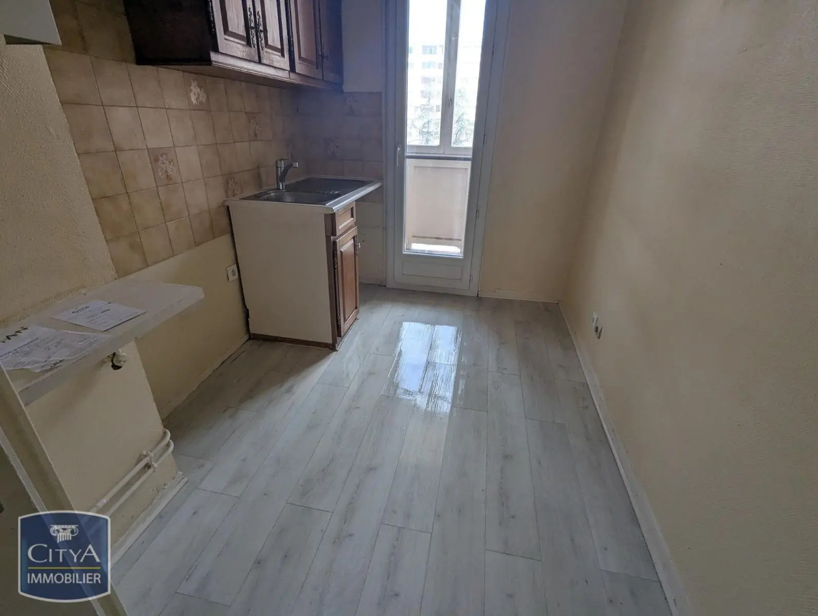 Photo 2 Appartement 4 pièces 64.82m²