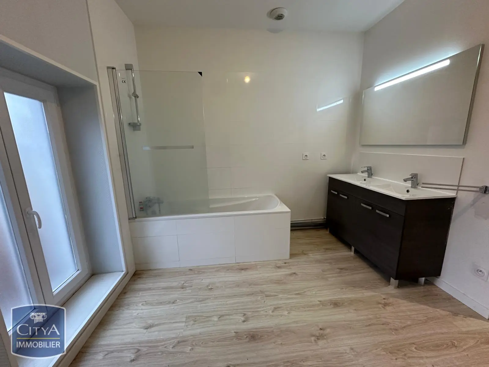 Photo 4 pour Appartement 4 pièces 112.89m² Photo 4 Appartement 4 pièces 112.89m²