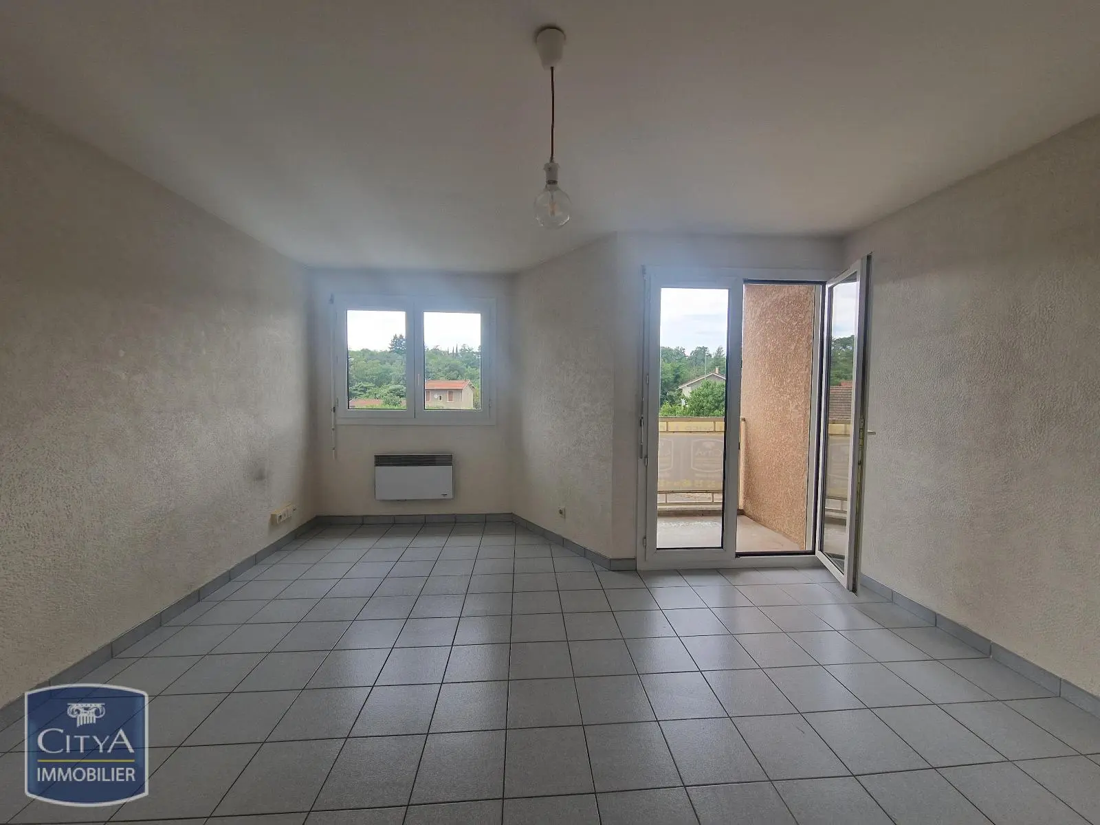 Photo 1 Appartement 1 pièce 30.74m²