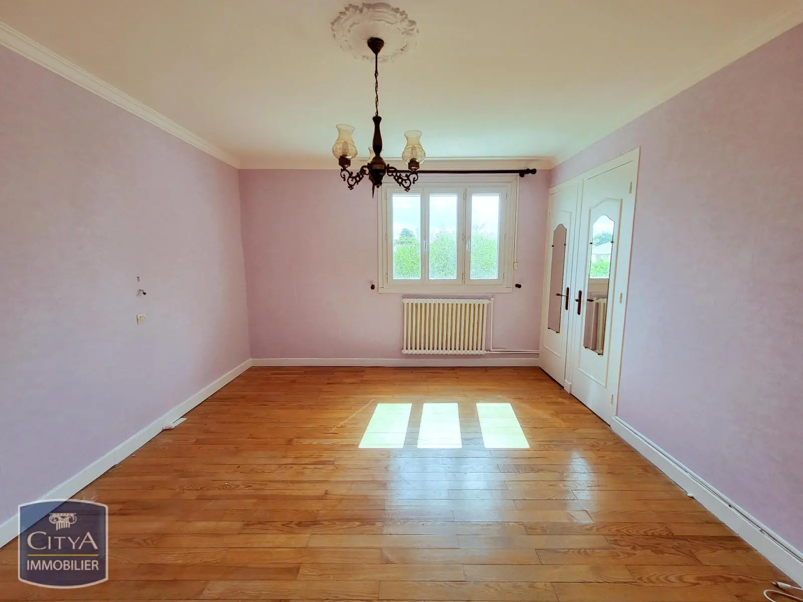Photo 7 Maison 6 pièces 200m²
