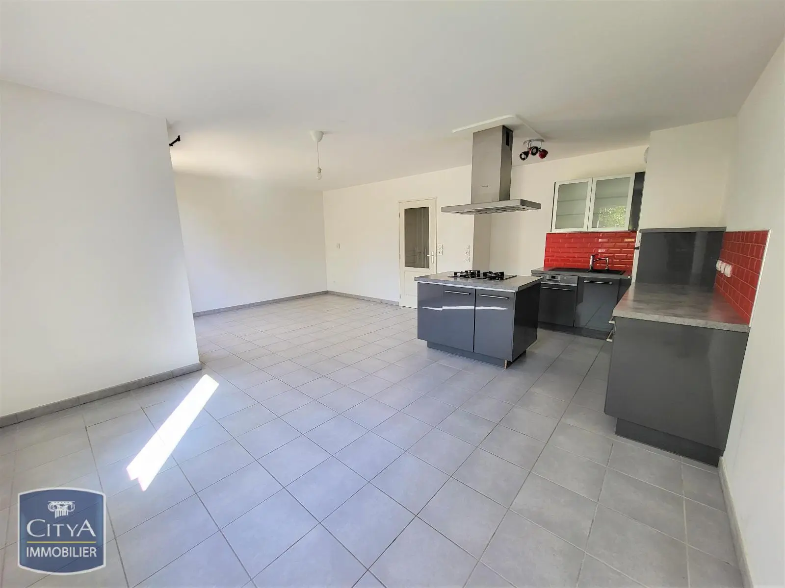 Photo 3 Appartement 2 pièces 57.13m²