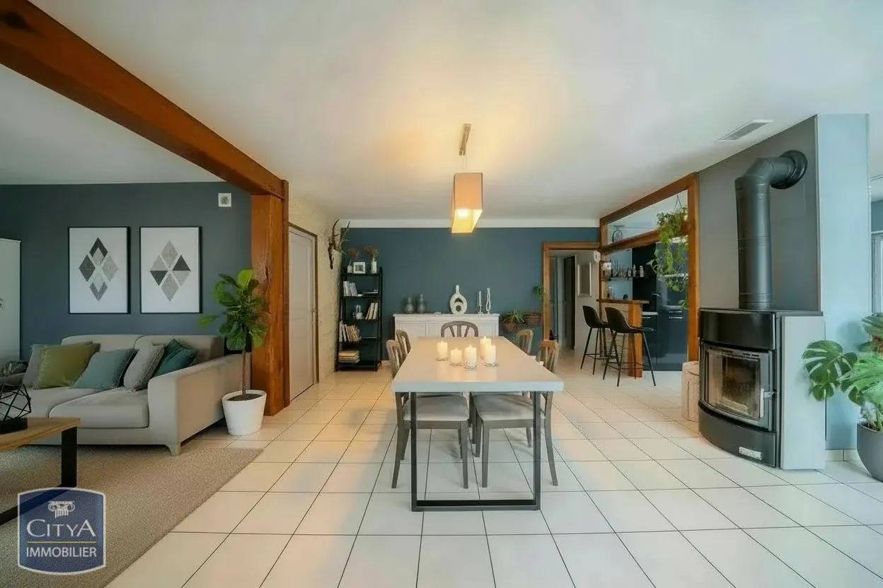 Photo 2 Maison 5 pièces 139m²