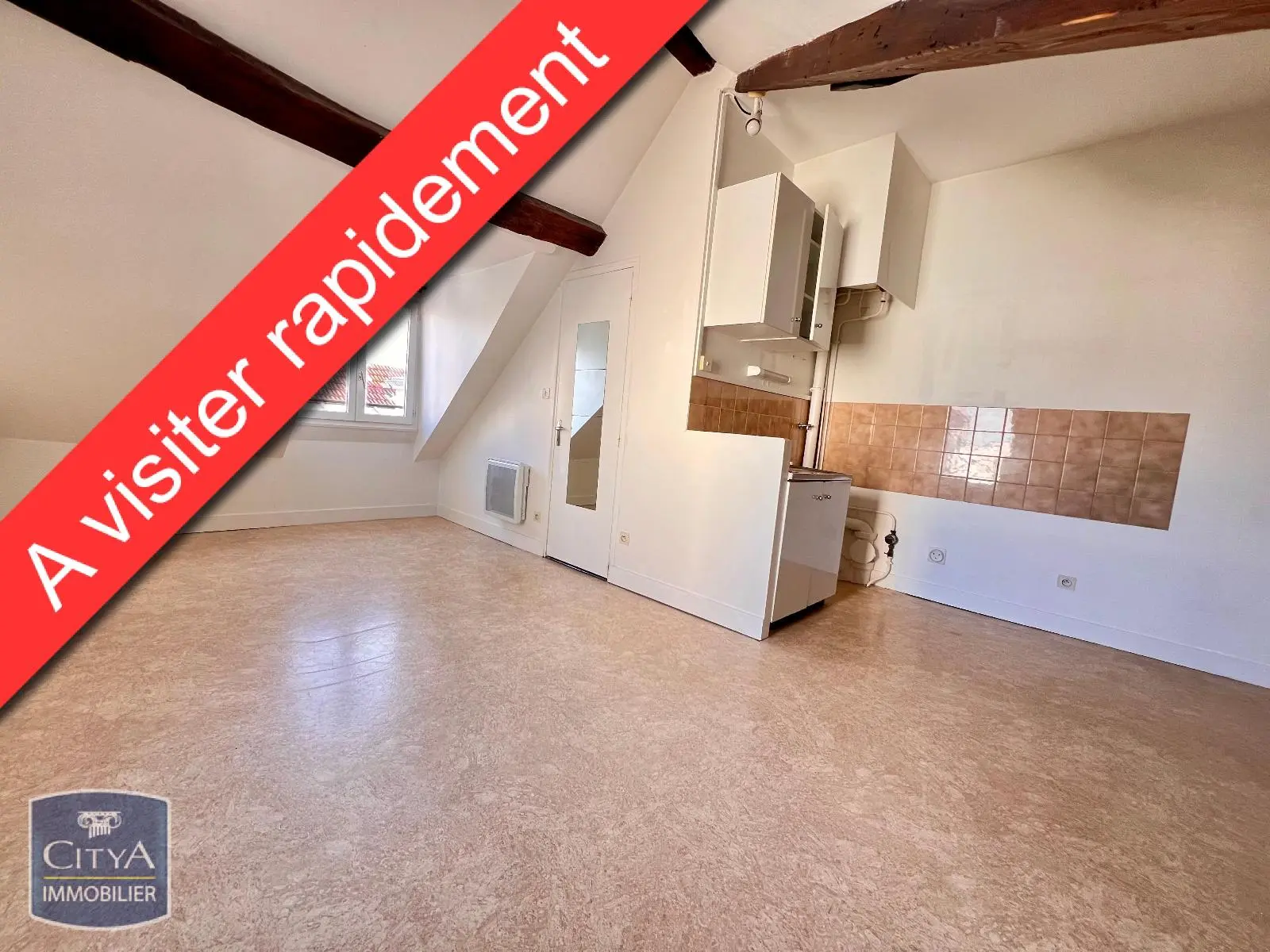 Photo 1 Appartement 2 pièces 27.98m²