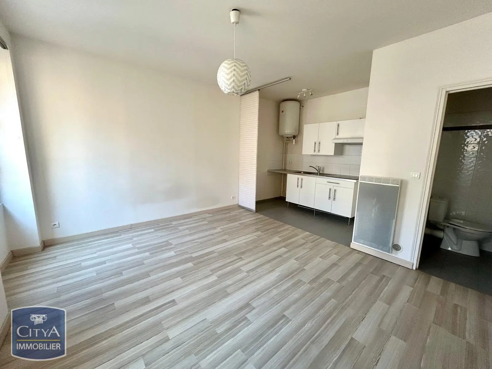 Photo 2 Appartement 1 pièce 21.02m²