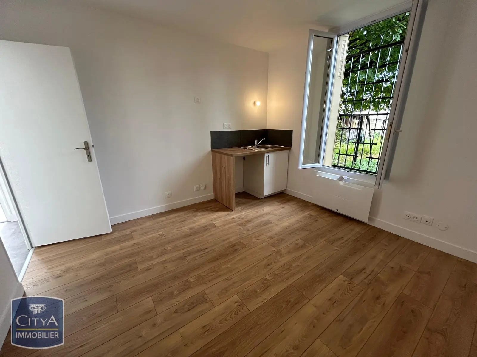 Photo 2 Appartement 2 pièces 25.11m²