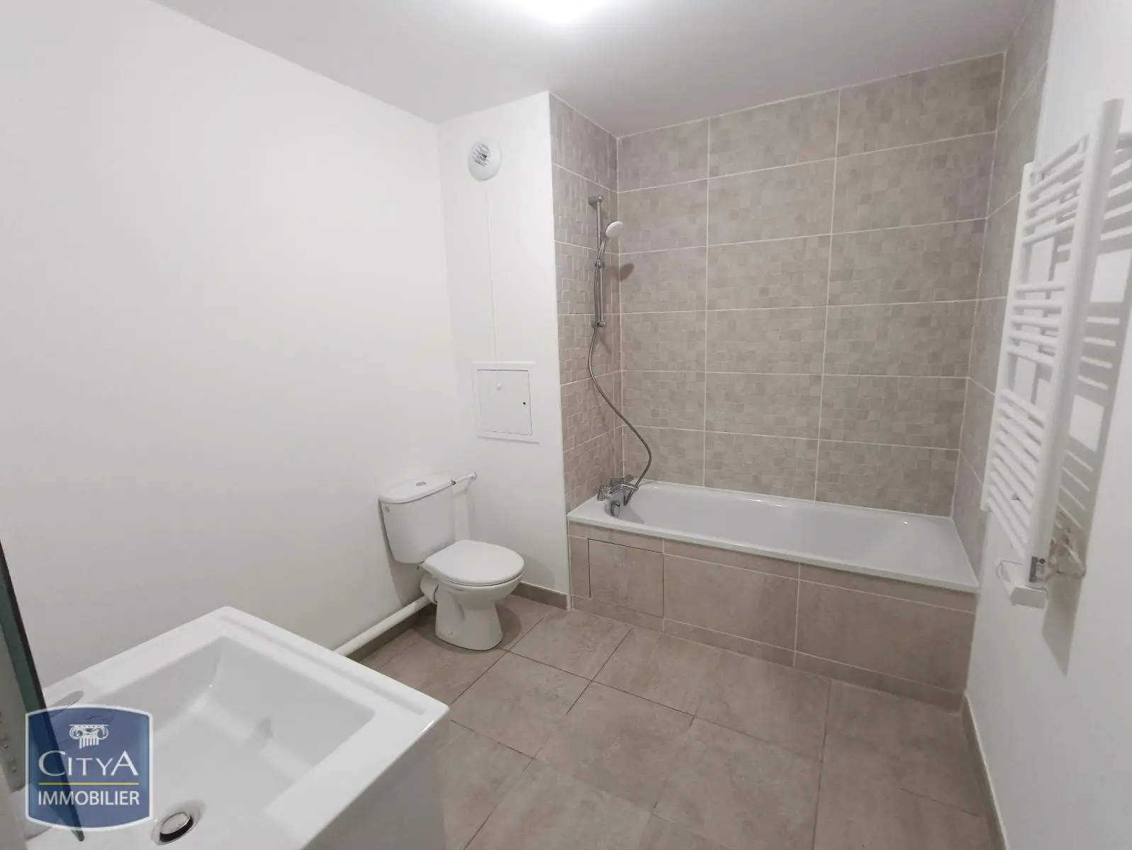 Photo 5 Appartement 2 pièces 45.36m²