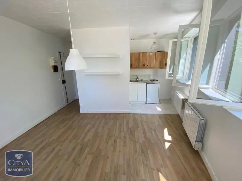 Photo 2 Appartement 1 pièce 18.5m²
