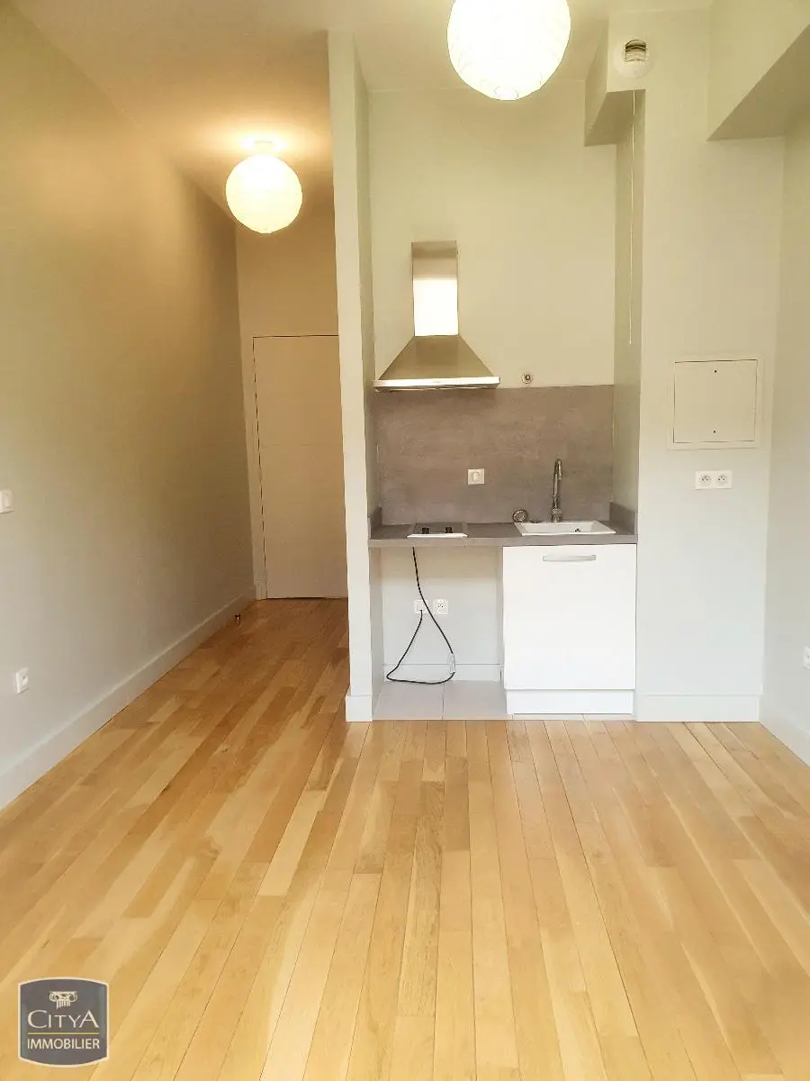 Photo 3 Appartement 1 pièce 18.8m²