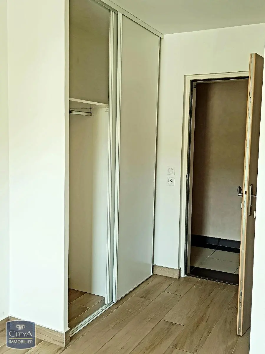 Buc (78530) Appartement 2 pièces 43.23m² photo 6