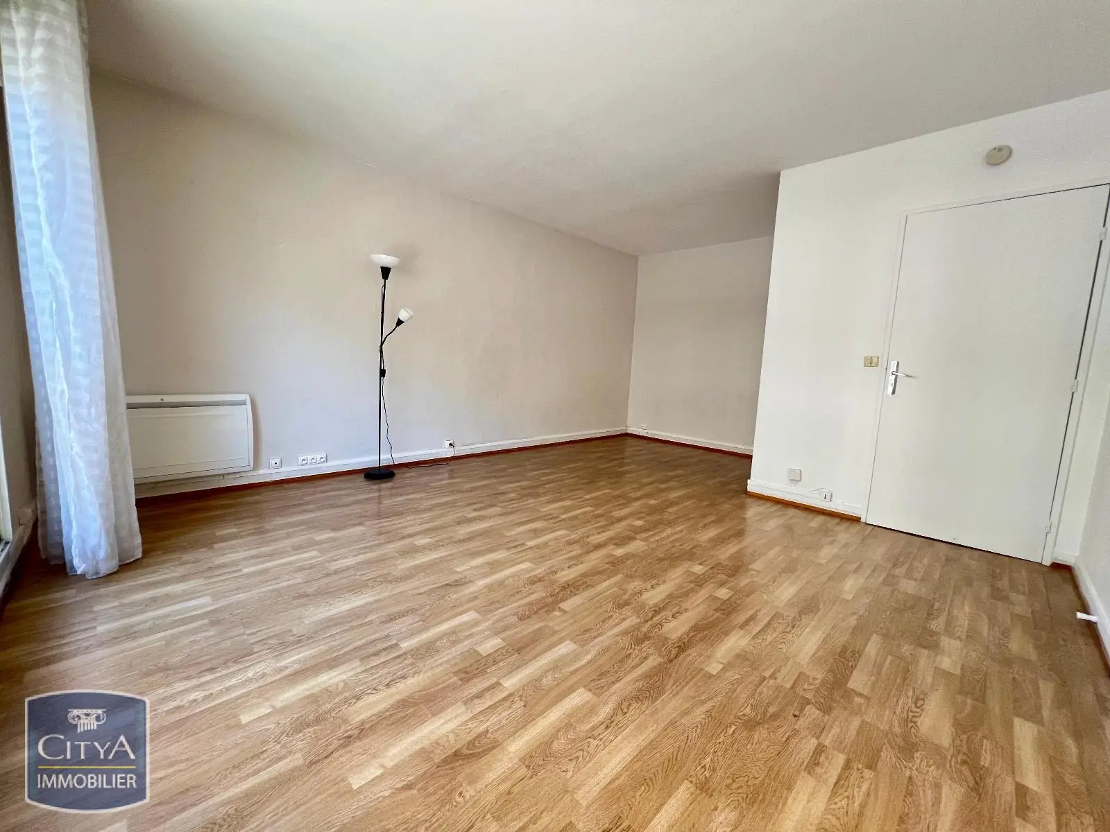 Photo 2 Appartement 1 pièce 32.6m²