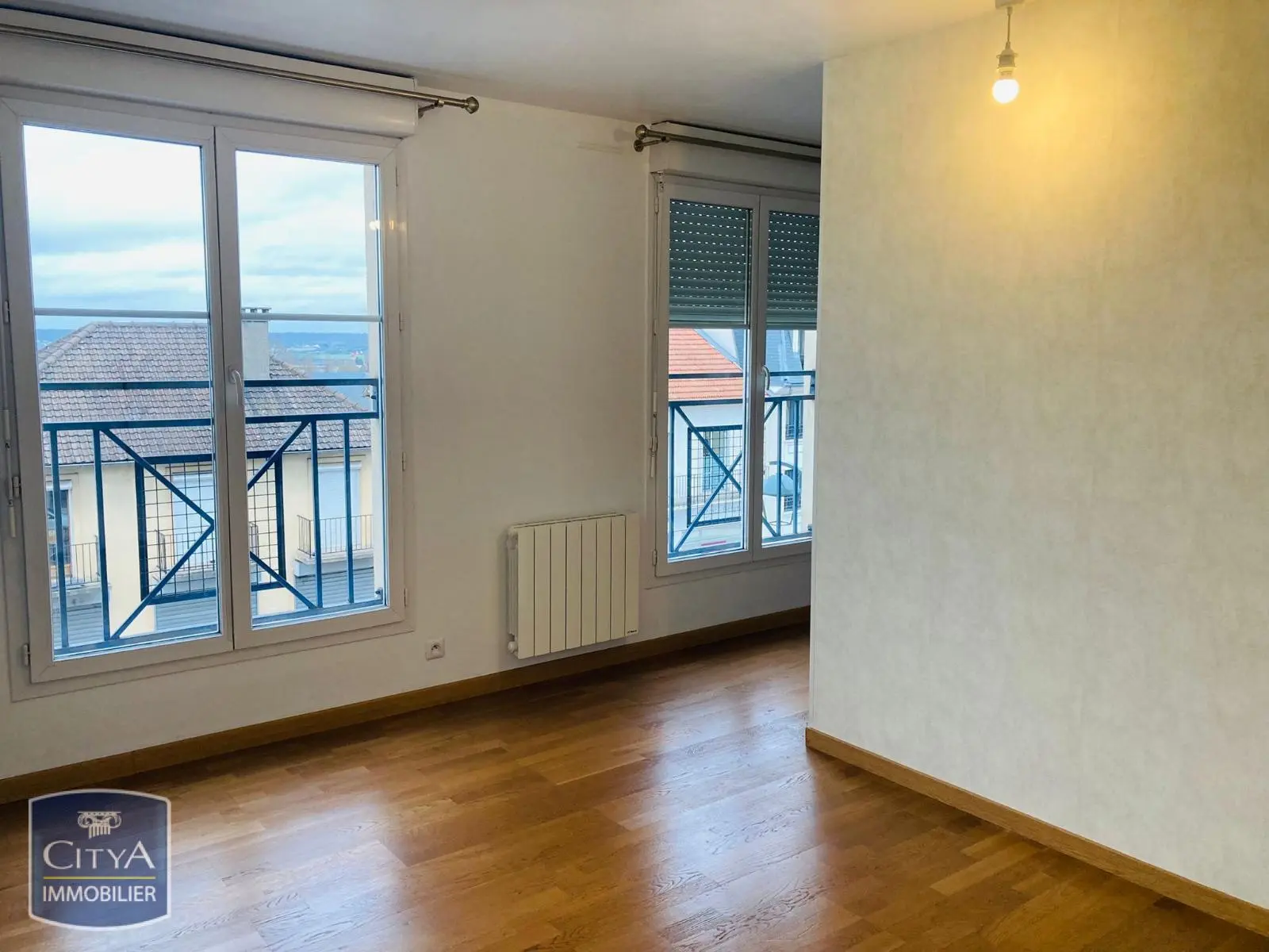 Photo 2 Appartement 1 pièce 28.58m²