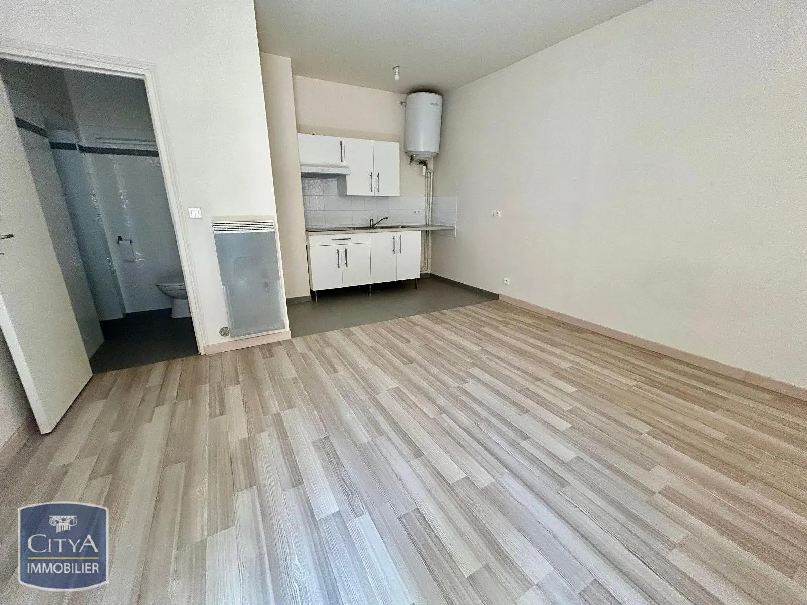 Photo 2 Appartement 1 pièce 22.45m²