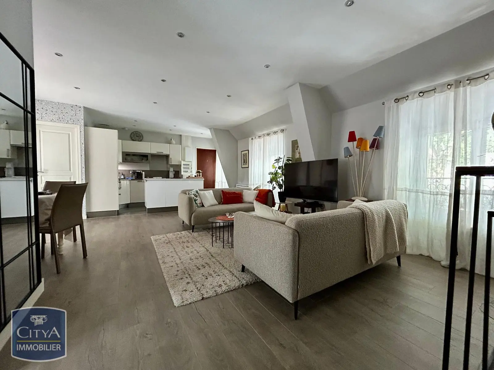 Photo 1 Appartement 2 pièces 72.6m²