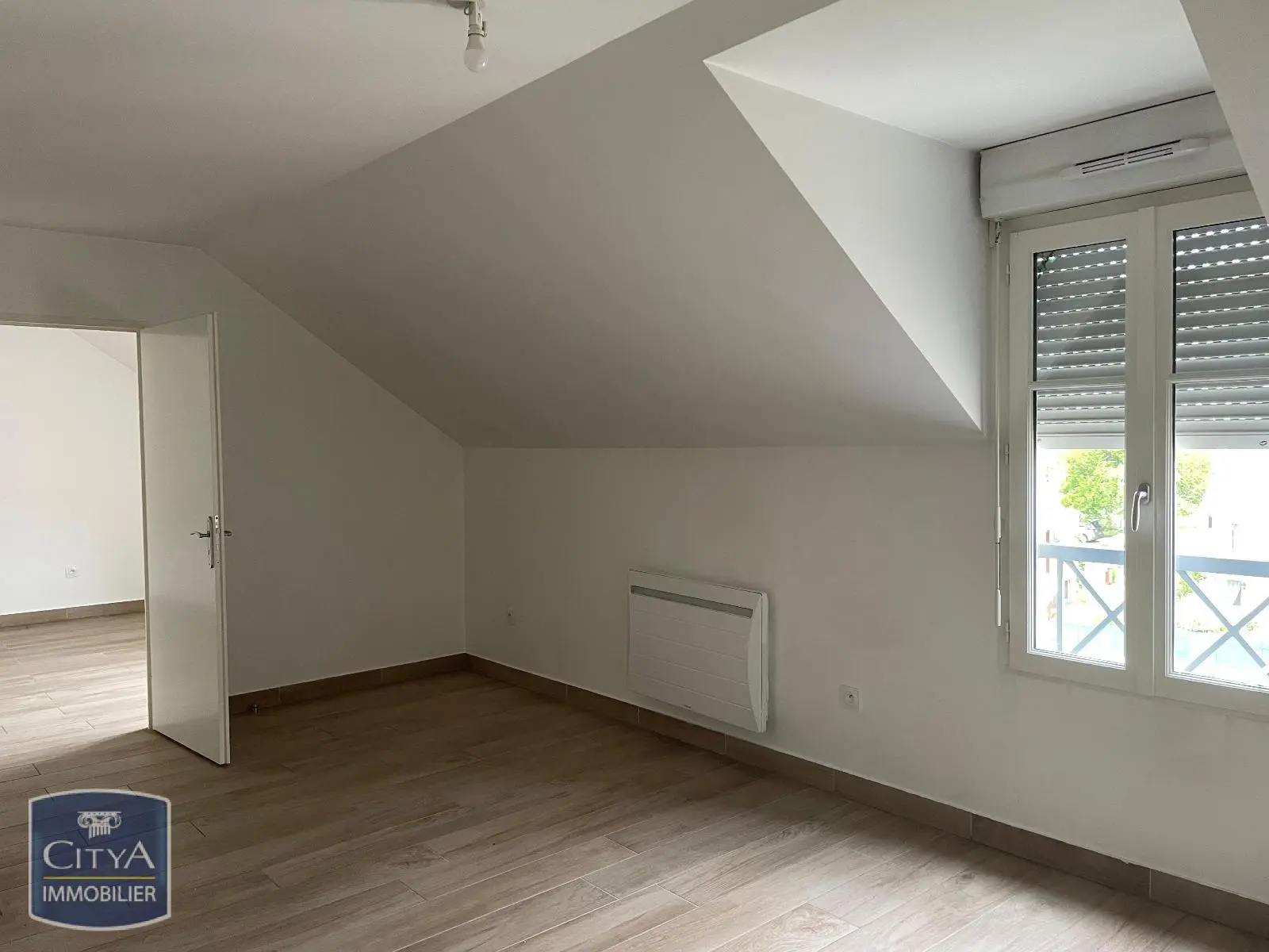 Buc (78530) Appartement 2 pièces 43.23m² photo 2