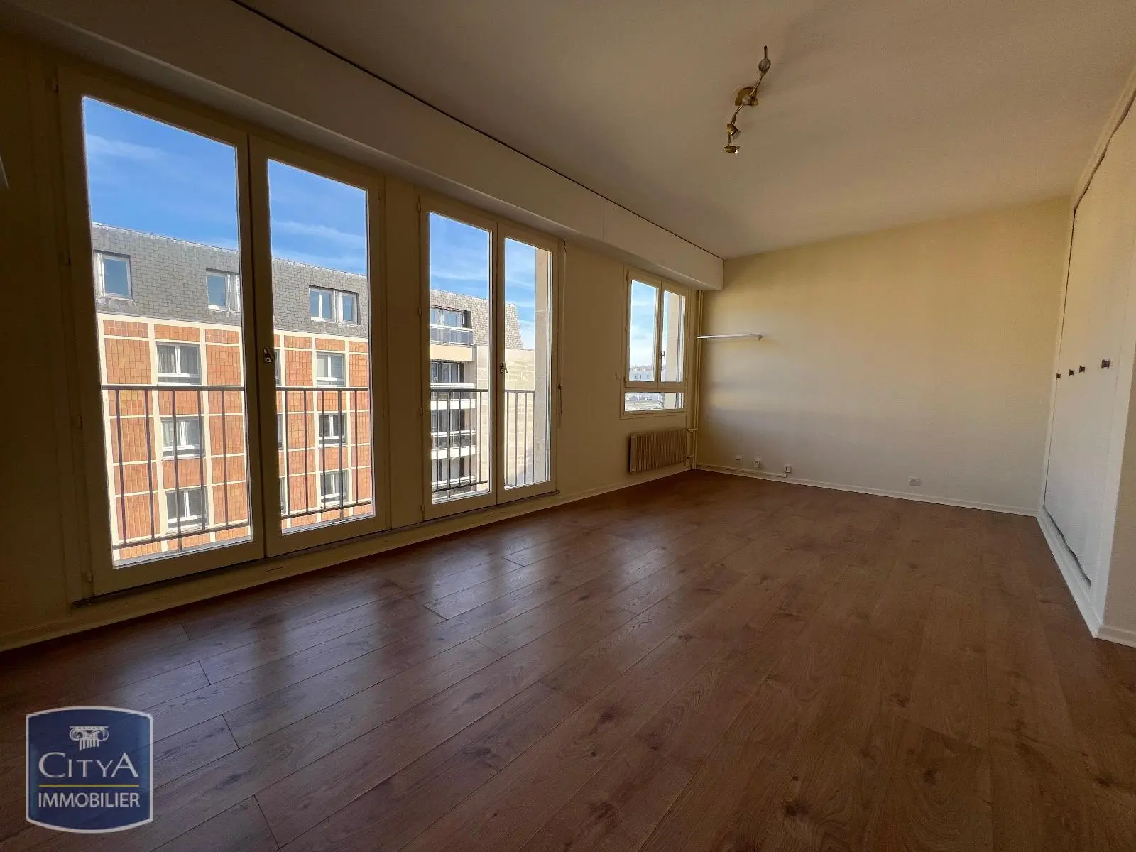 Photo 3 Appartement 1 pièce 31.27m²