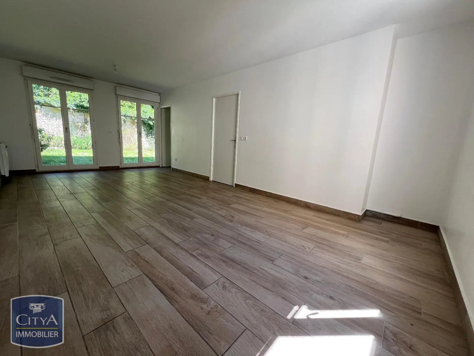 Photo 1 Appartement 5 pièces 109.24m²