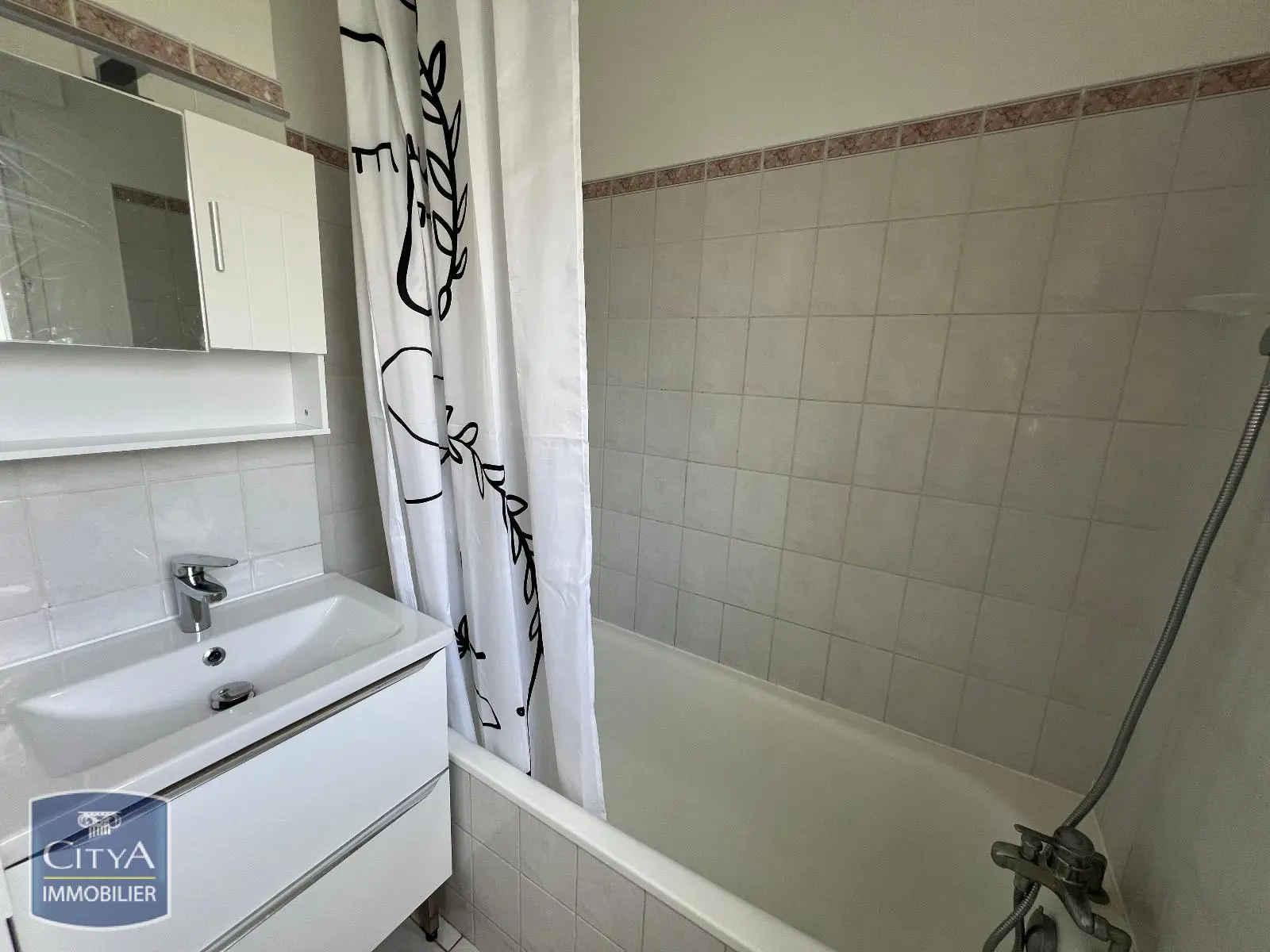 Photo 4 Appartement 1 pièce 26.77m²
