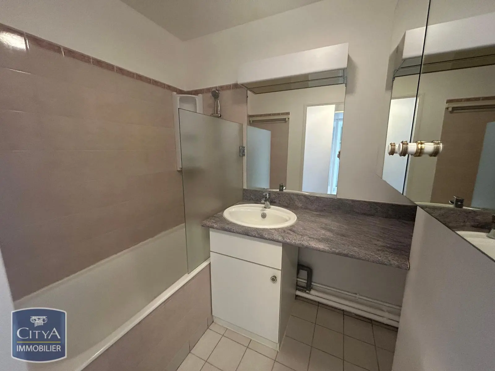 Photo 8 Appartement 2 pièces 53.4m²