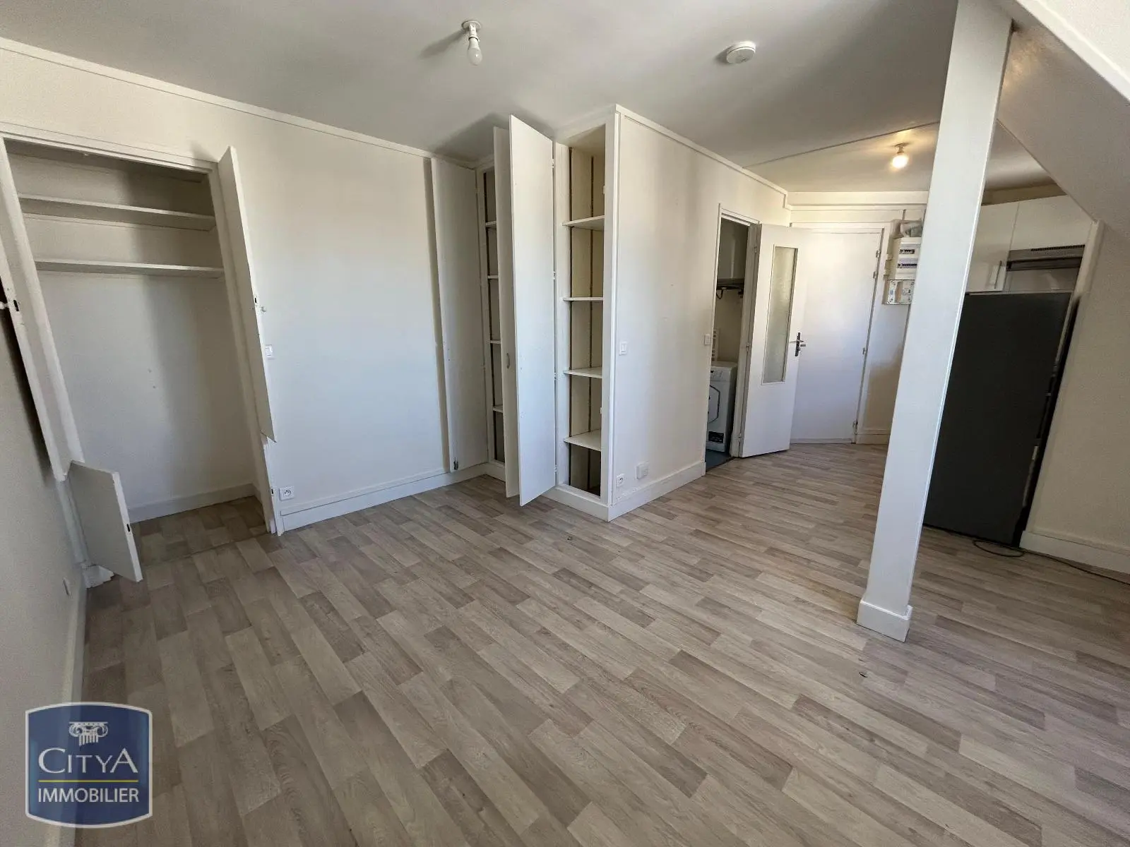 Photo 1 Appartement 1 pièce 21.42m²