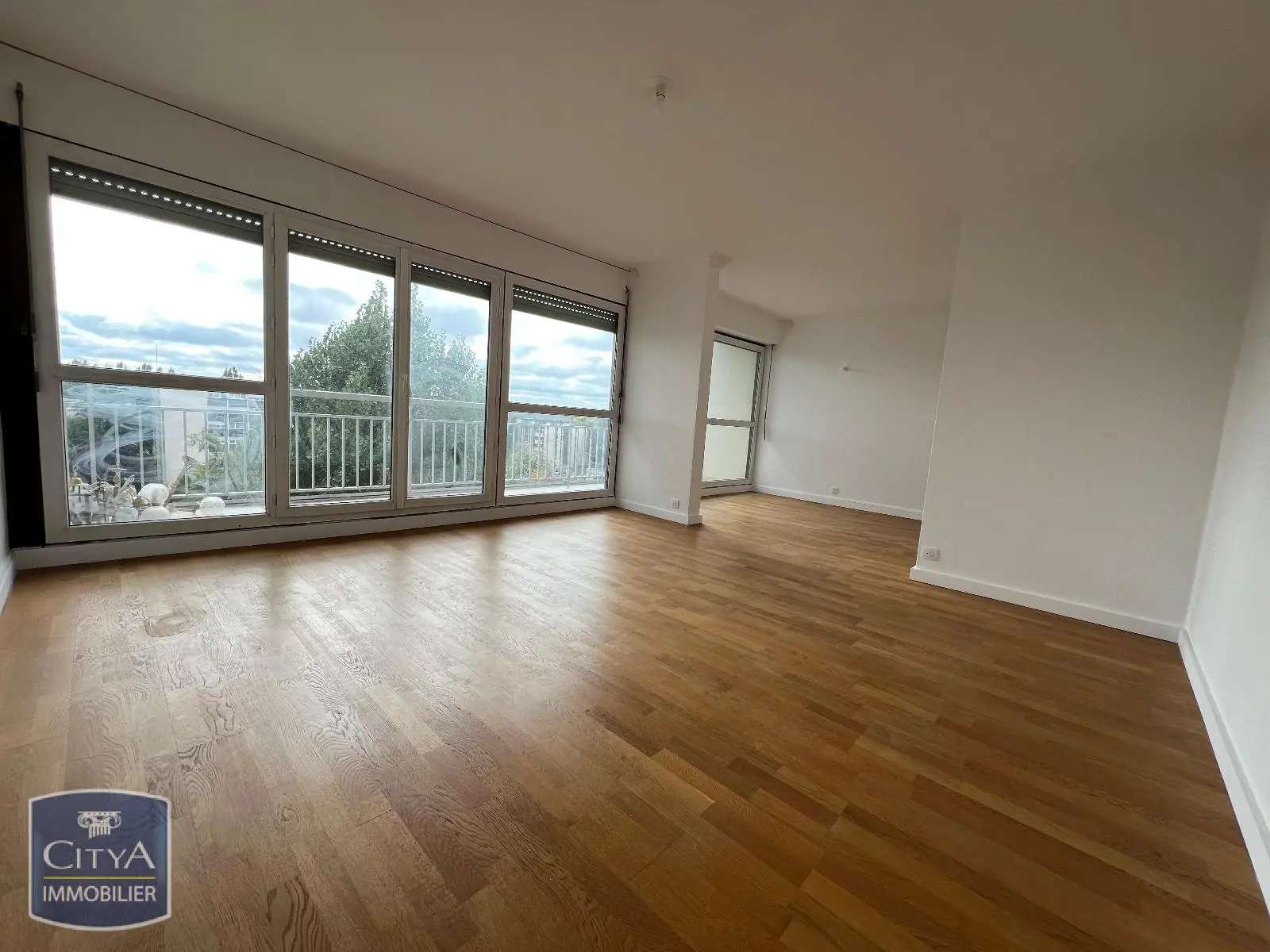 Photo 1 Appartement 4 pièces 81.7m²