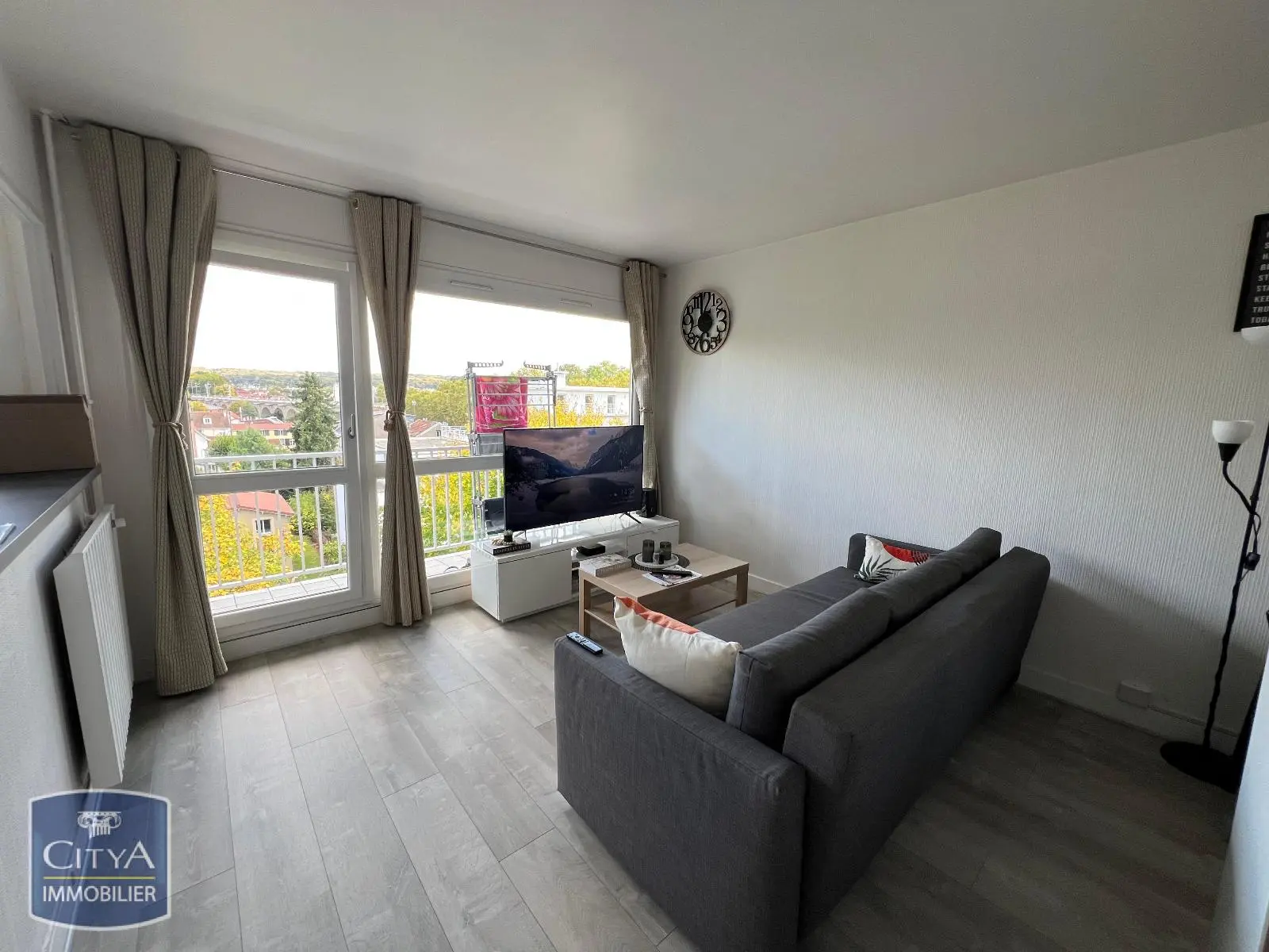 Photo 1 Appartement 1 pièce 26.88m²
