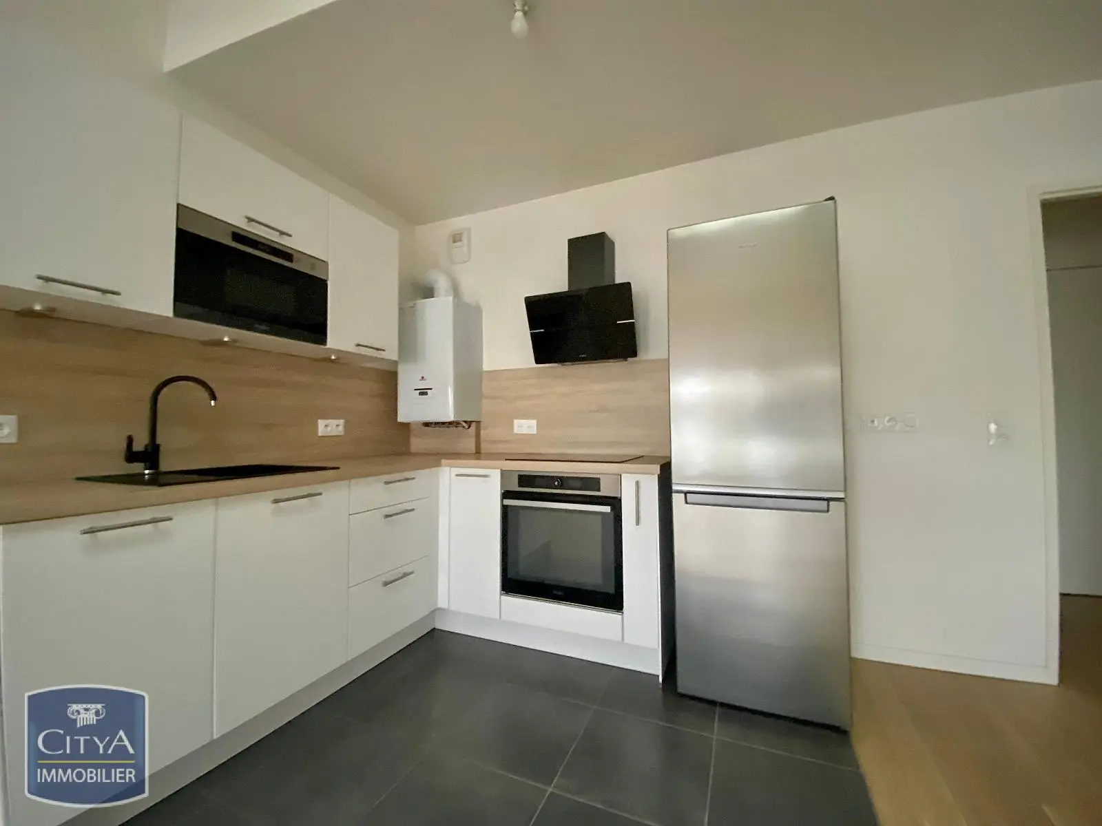 Viroflay (78220) Appartement 2 pièces 50.88m² photo 2