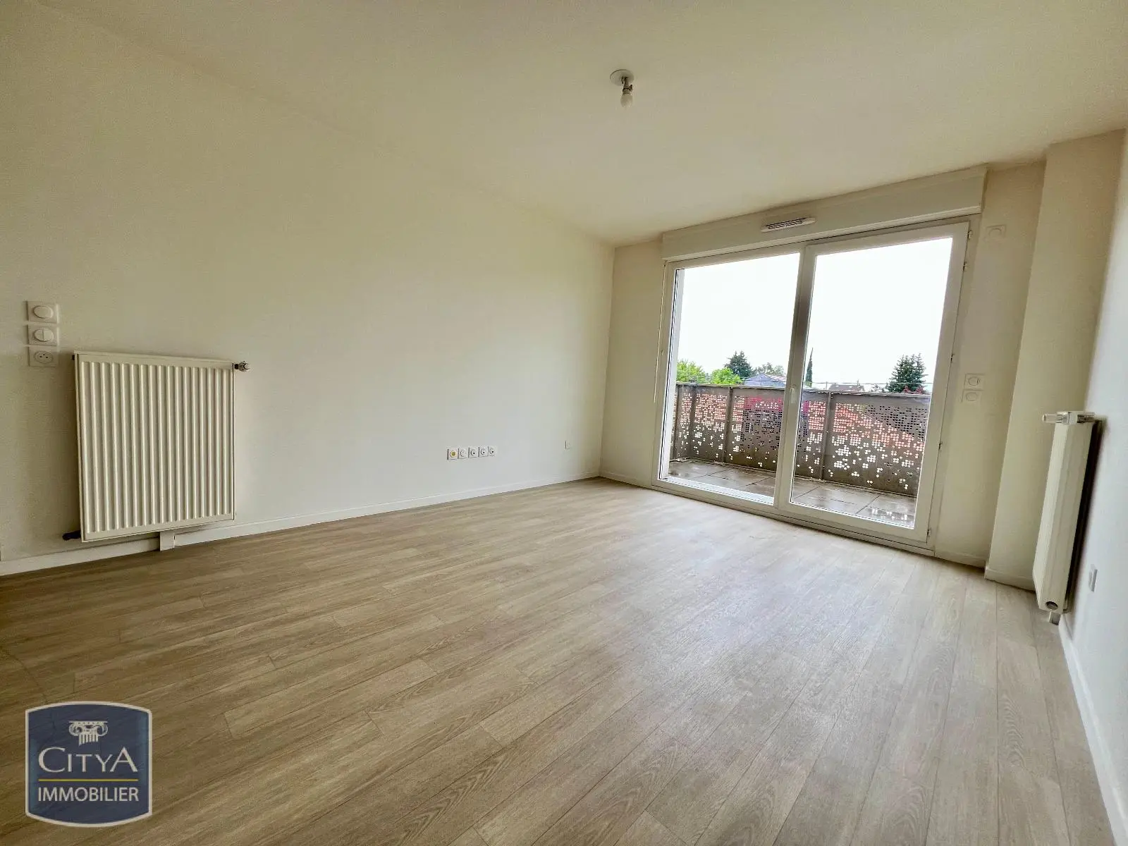 Conflans-Sainte-Honorine (78700) Appartement 2 pièces 42.8m² photo 2