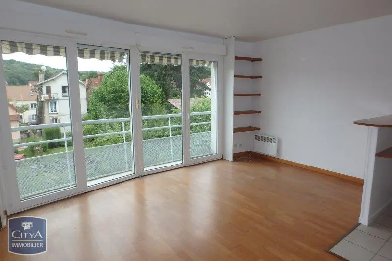 Photo 2 Appartement 1 pièce 27.56m²