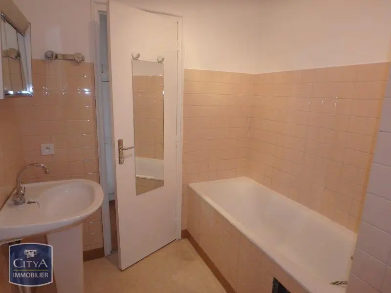 Photo 4 Appartement 1 pièce 30.02m²