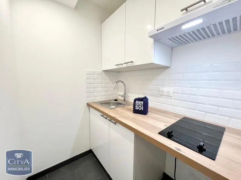 Photo 1 Appartement 1 pièce 27.58m²