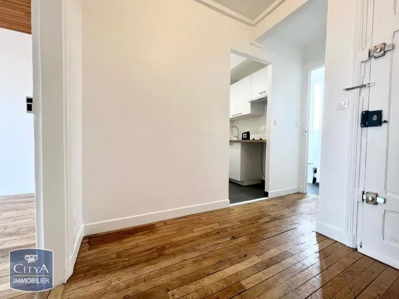 Photo 3 Appartement 1 pièce 27.58m²