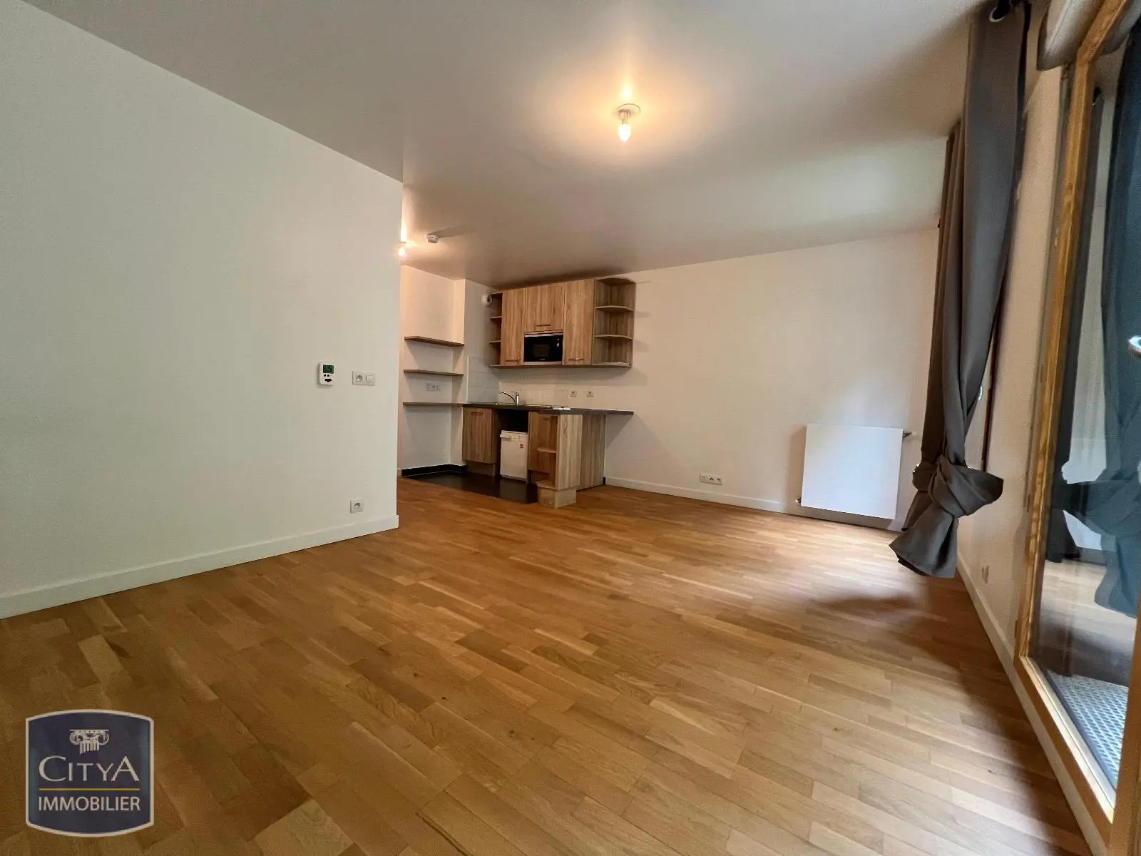 Photo 3 Appartement 1 pièce 28.51m²