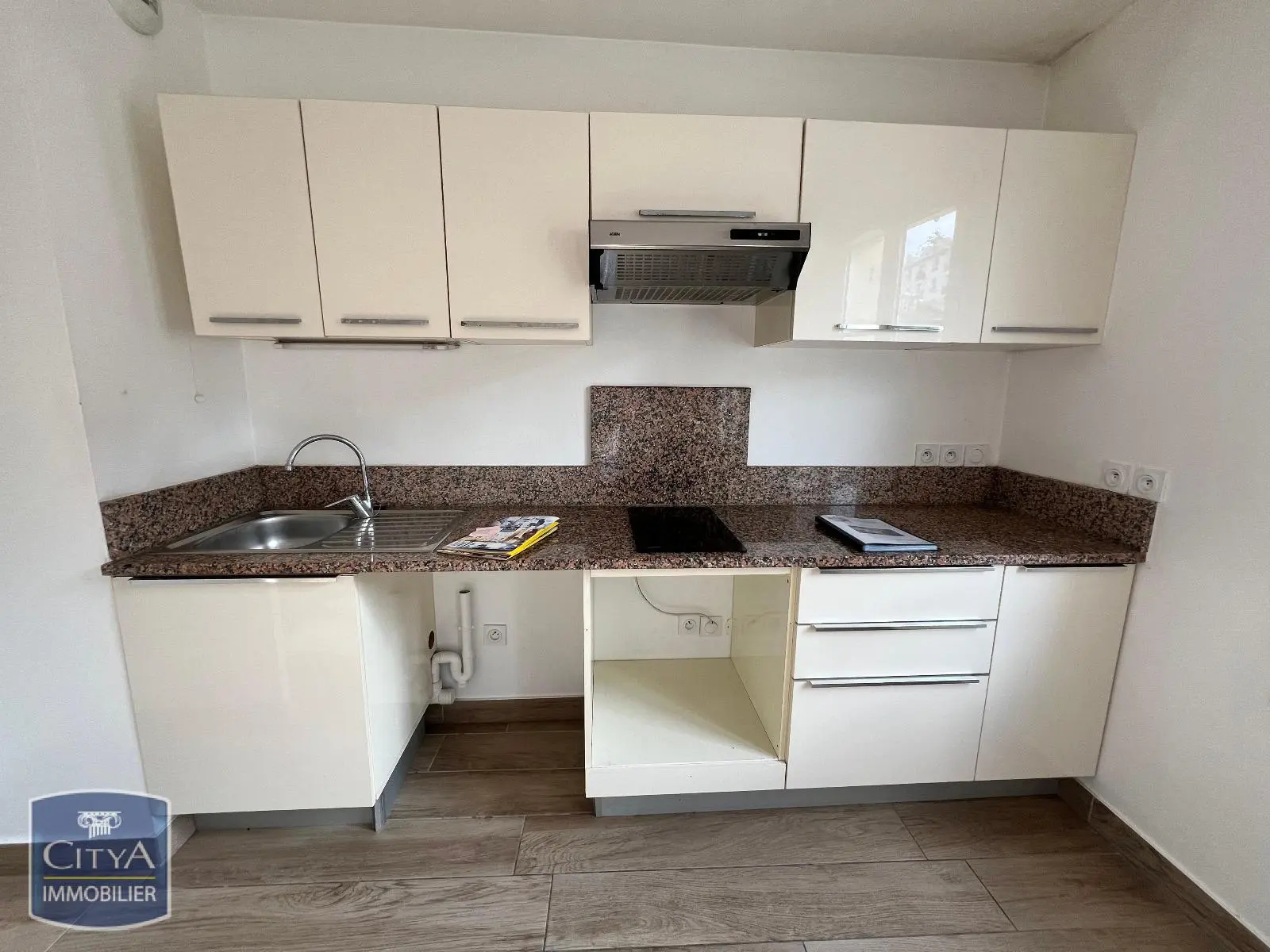 Photo 3 Appartement 1 pièce 30.48m²