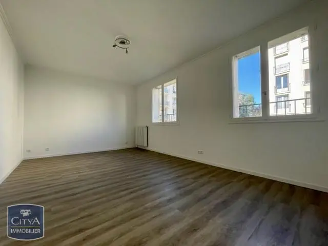 Photo 1 Appartement 1 pièce 34.79m²