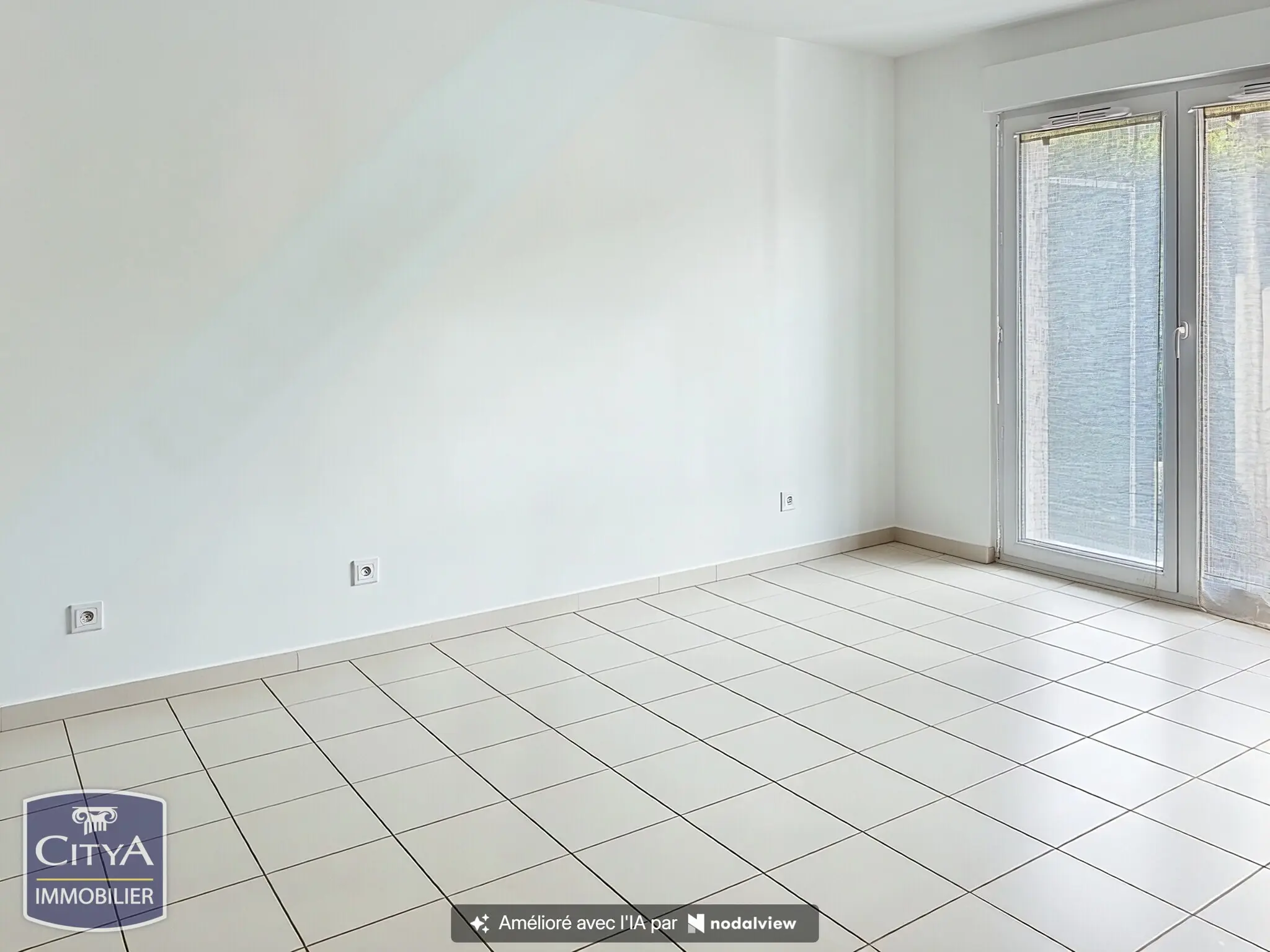 Photo 2 Appartement 1 pièce 33m²