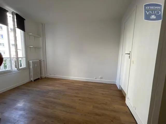 Photo 2 Appartement 1 pièce 18.4m²