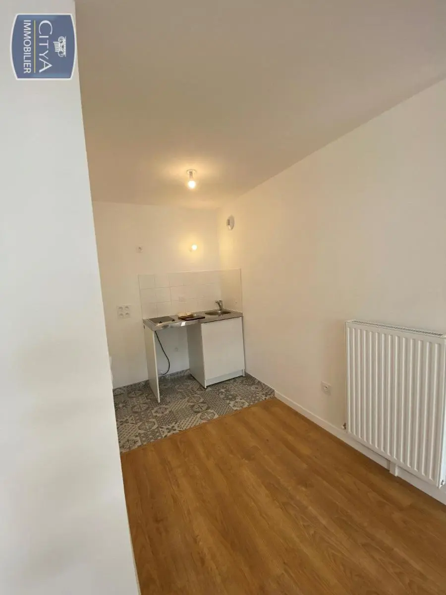 Photo 2 Appartement 1 pièce 29.12m²