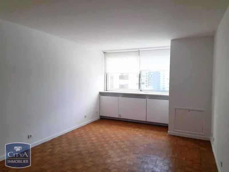 Illustration pour Appartement 1 pièce 29.97m² Photo Appartement 1 pièce 29.97m²