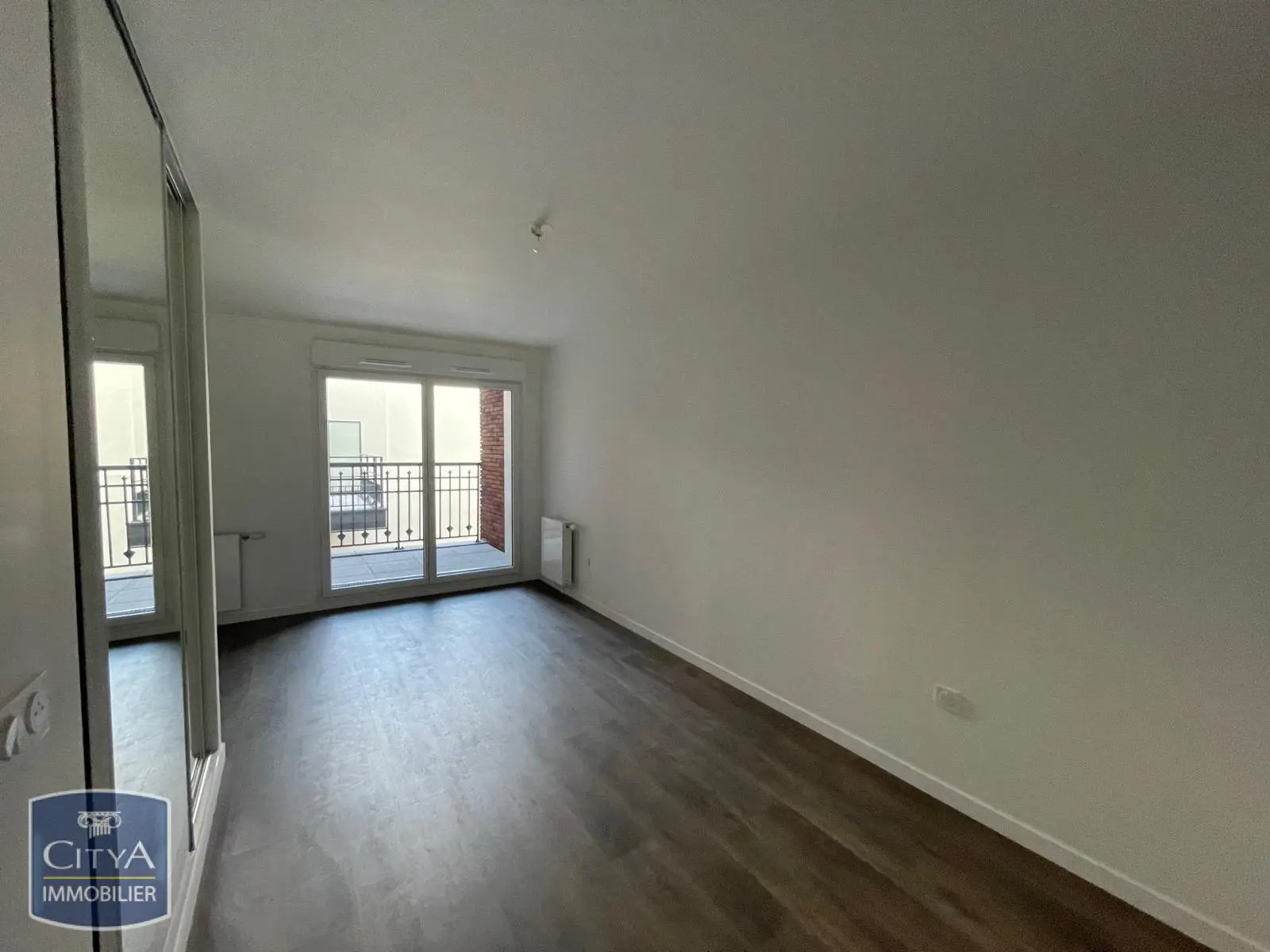 Photo 1 Appartement 1 pièce 32.46m²