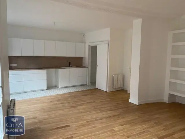 Photo 3 Appartement 3 pièces 83.82m²