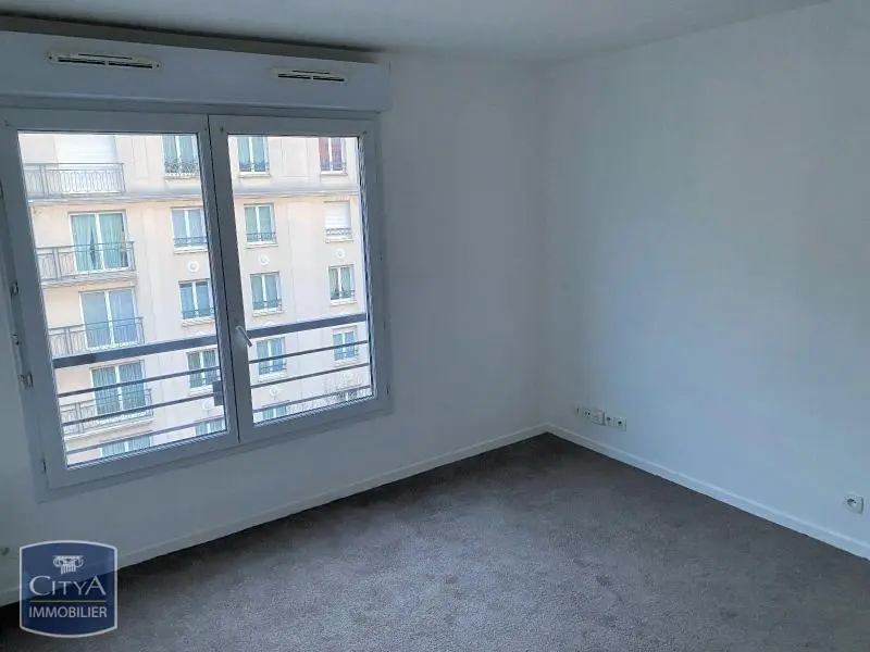 Photo 2 Appartement 1 pièce 21.73m²