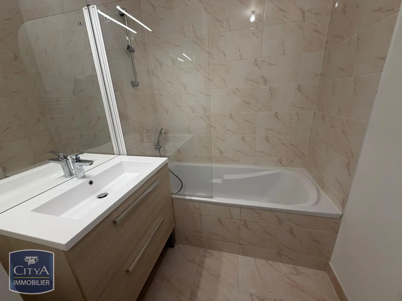 Photo 10 Appartement 3 pièces 75.76m²