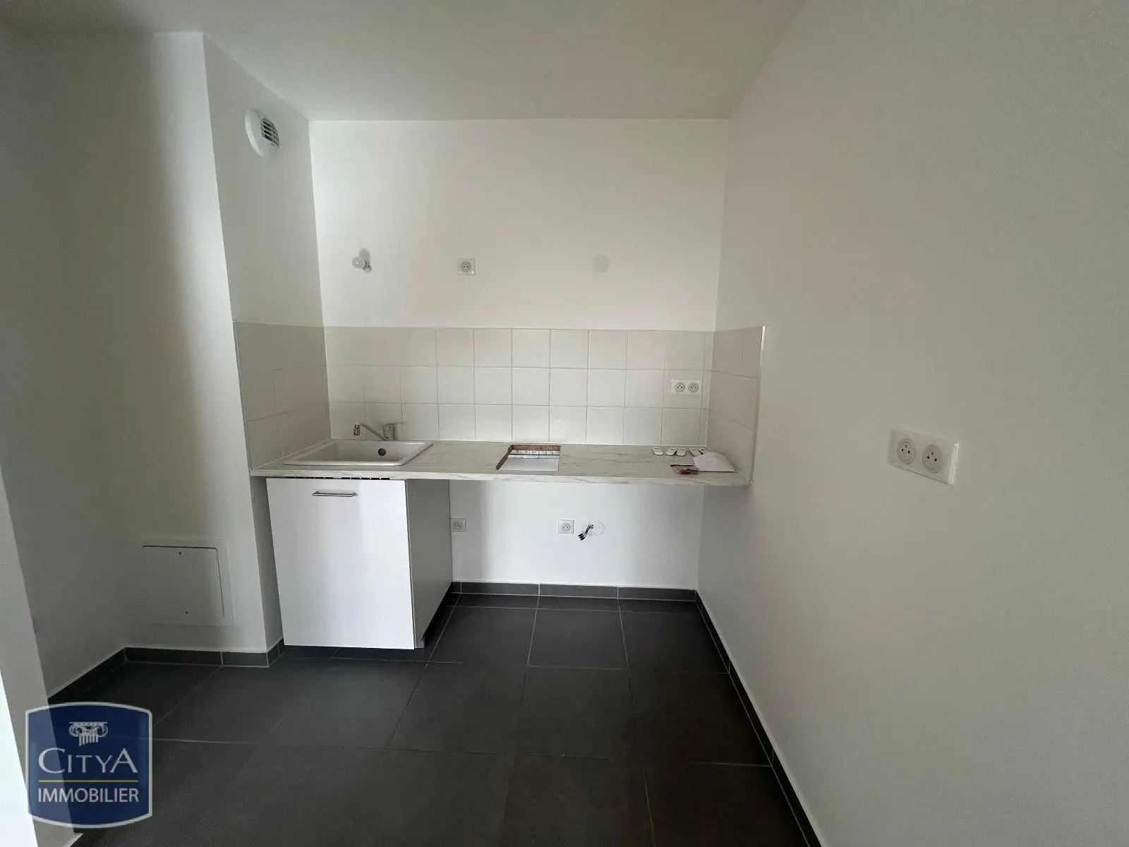 Rueil-Malmaison (92500) Appartement 3 pièces 59.49m² photo 3
