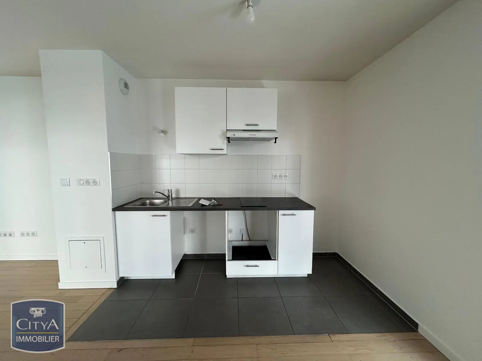 Rueil-Malmaison (92500) Appartement 3 pièces 72.36m² photo 2